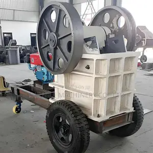 Hot Selling Mobile Jaw Crushers PE150X250 Diesel Jaw Crusher
