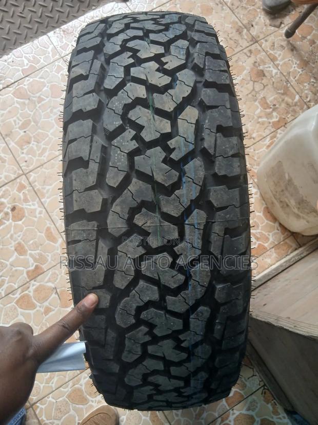 215/75 R 15 Comfosor CF1100 Allterrain Tyres Made in China