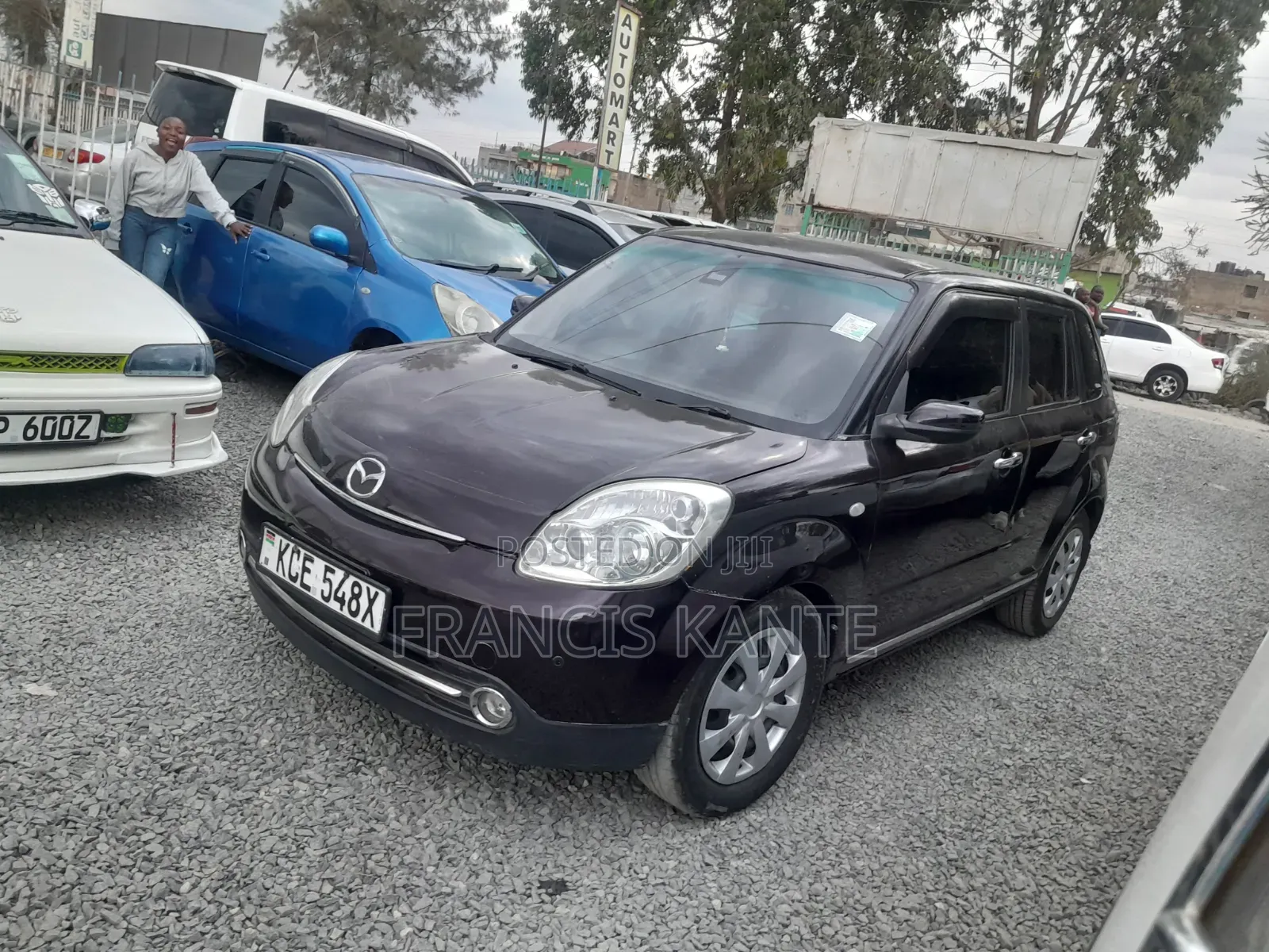 Mazda Verisa 2010