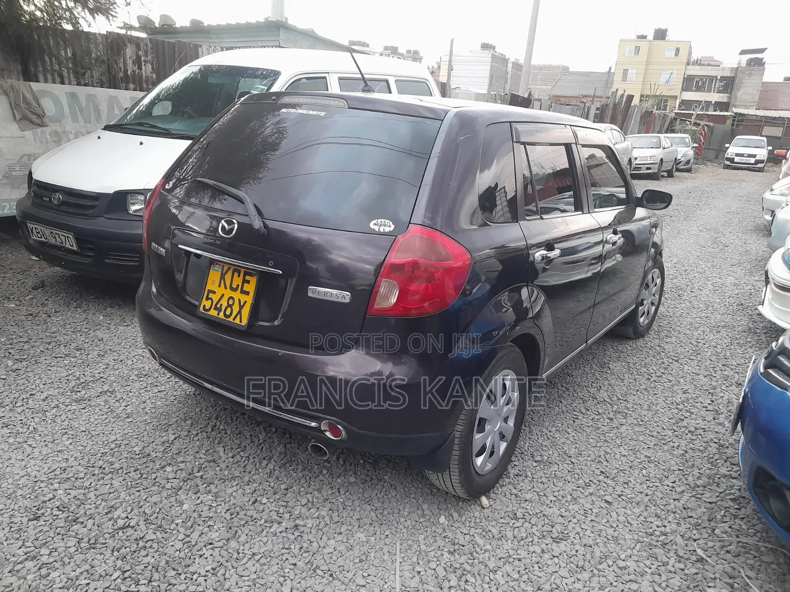 Mazda Verisa 2010