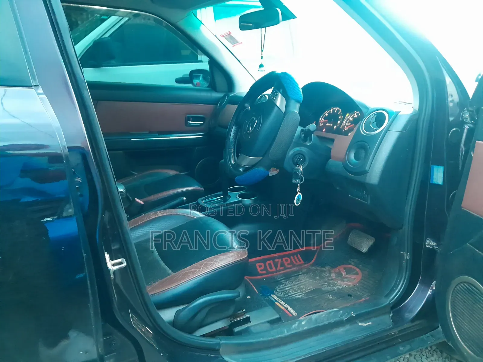 Mazda Verisa 2010