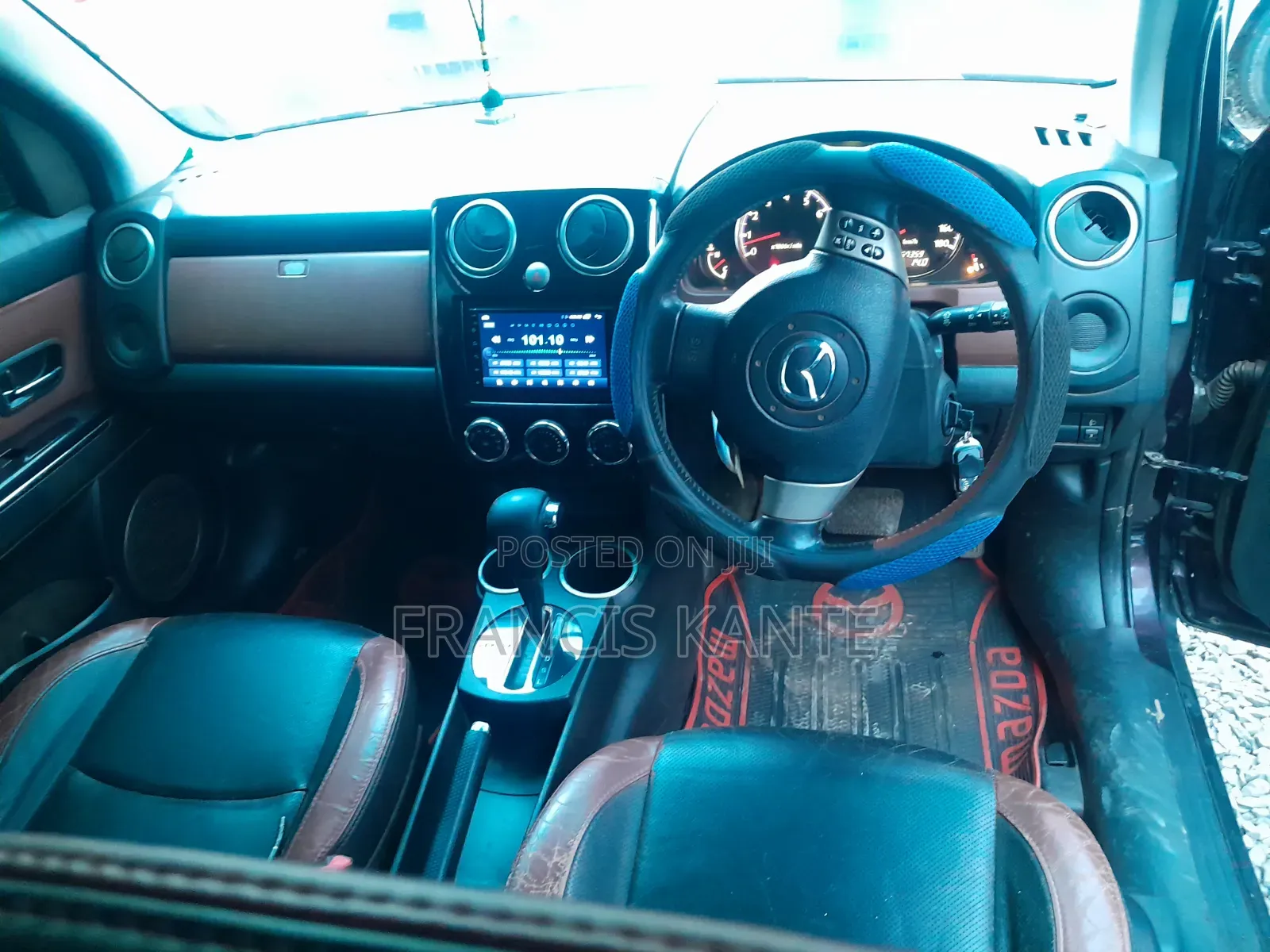 Mazda Verisa 2010