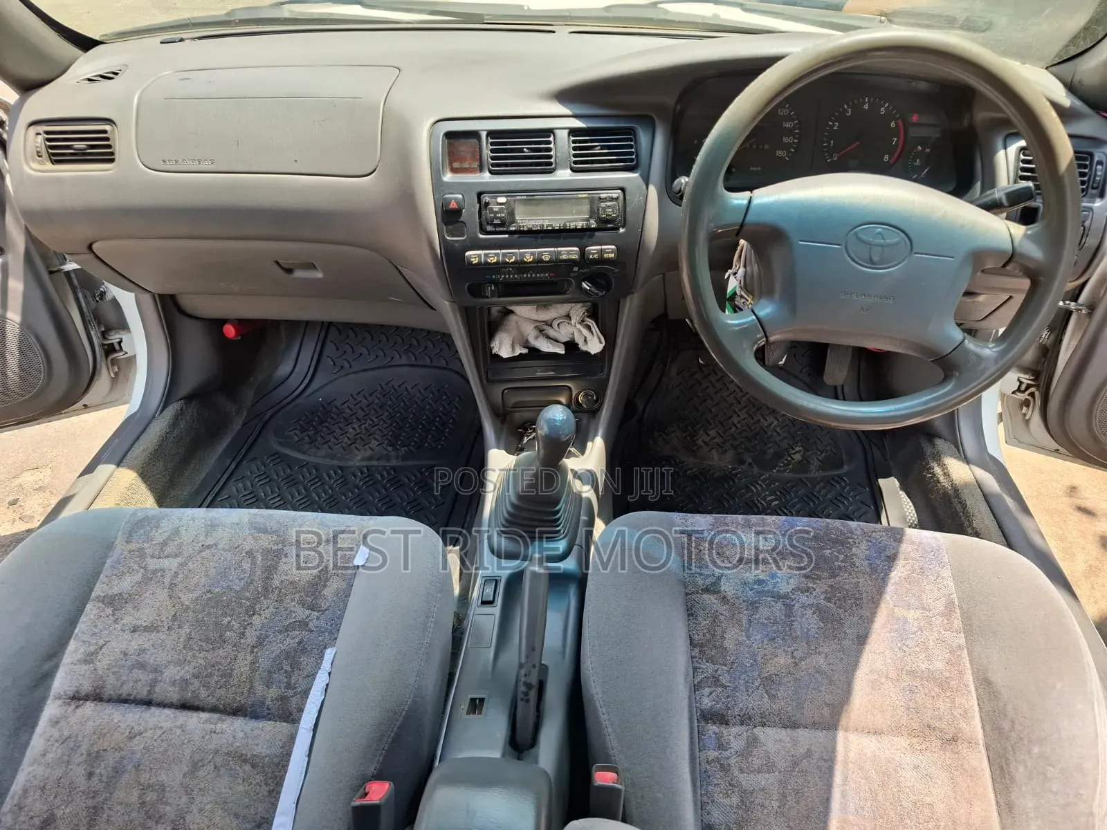 Toyota Corolla G-Touring 1998 White