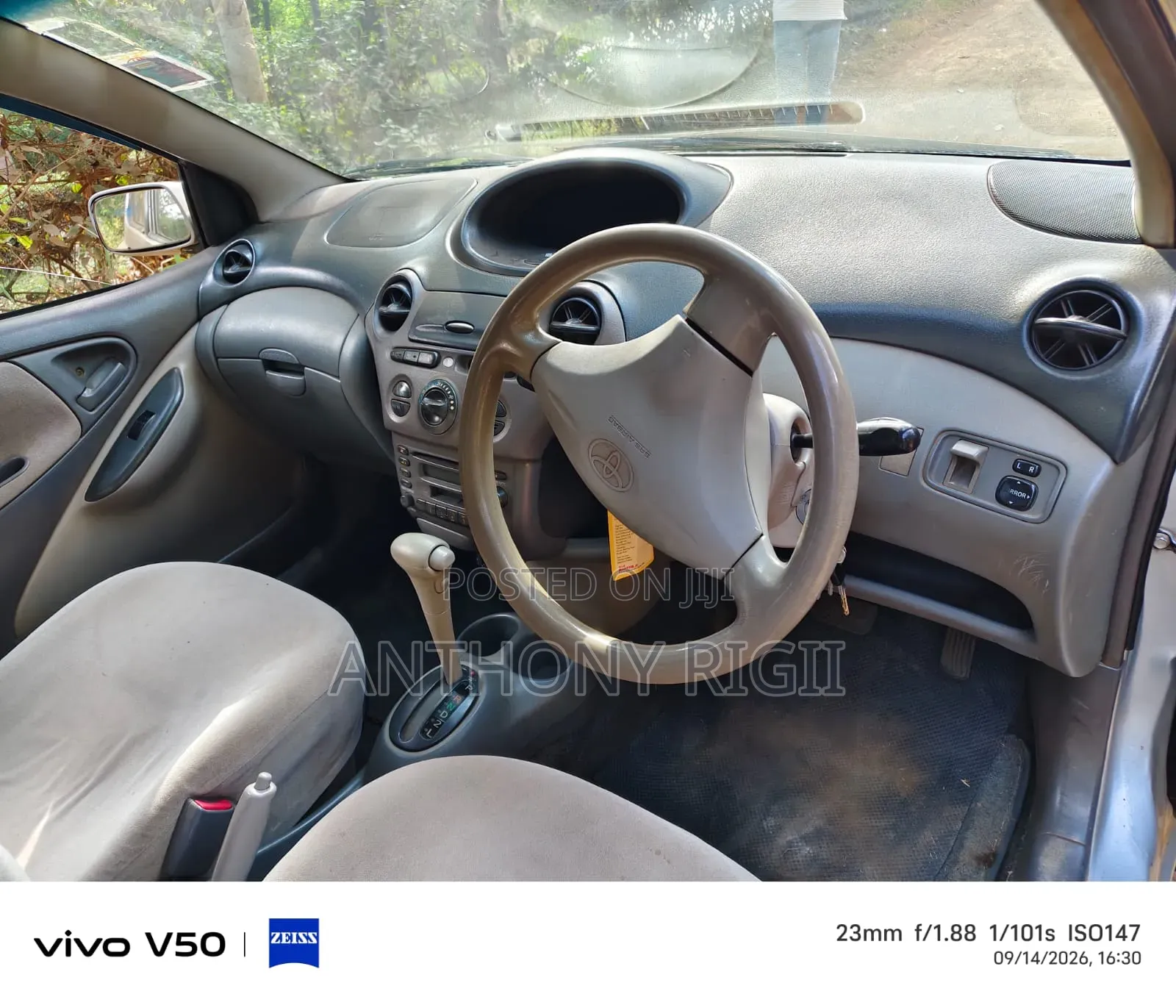 Toyota Platz 1.5 FWD 2003 Silver