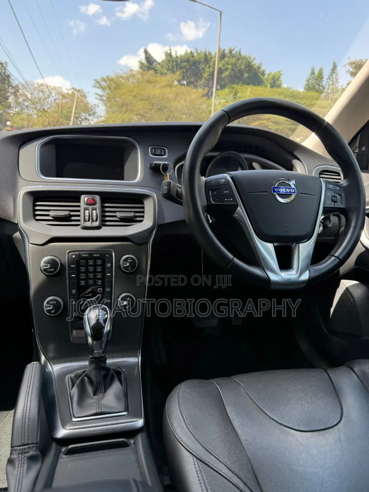 Volvo V40 2016 Black