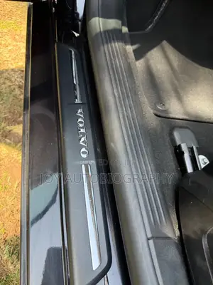 Volvo V40 2016 Black