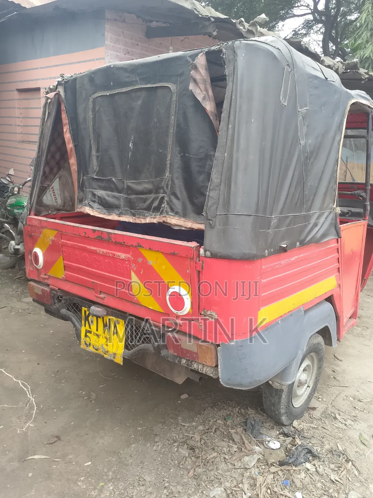 Piaggio 2016 Red