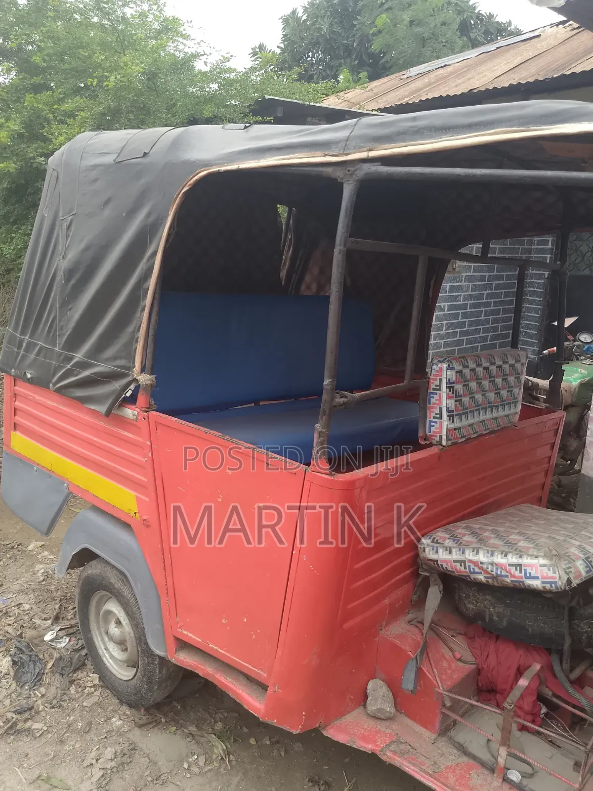 Piaggio 2016 Red