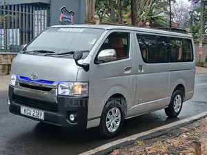 Toyota HiAce 2012 Silver