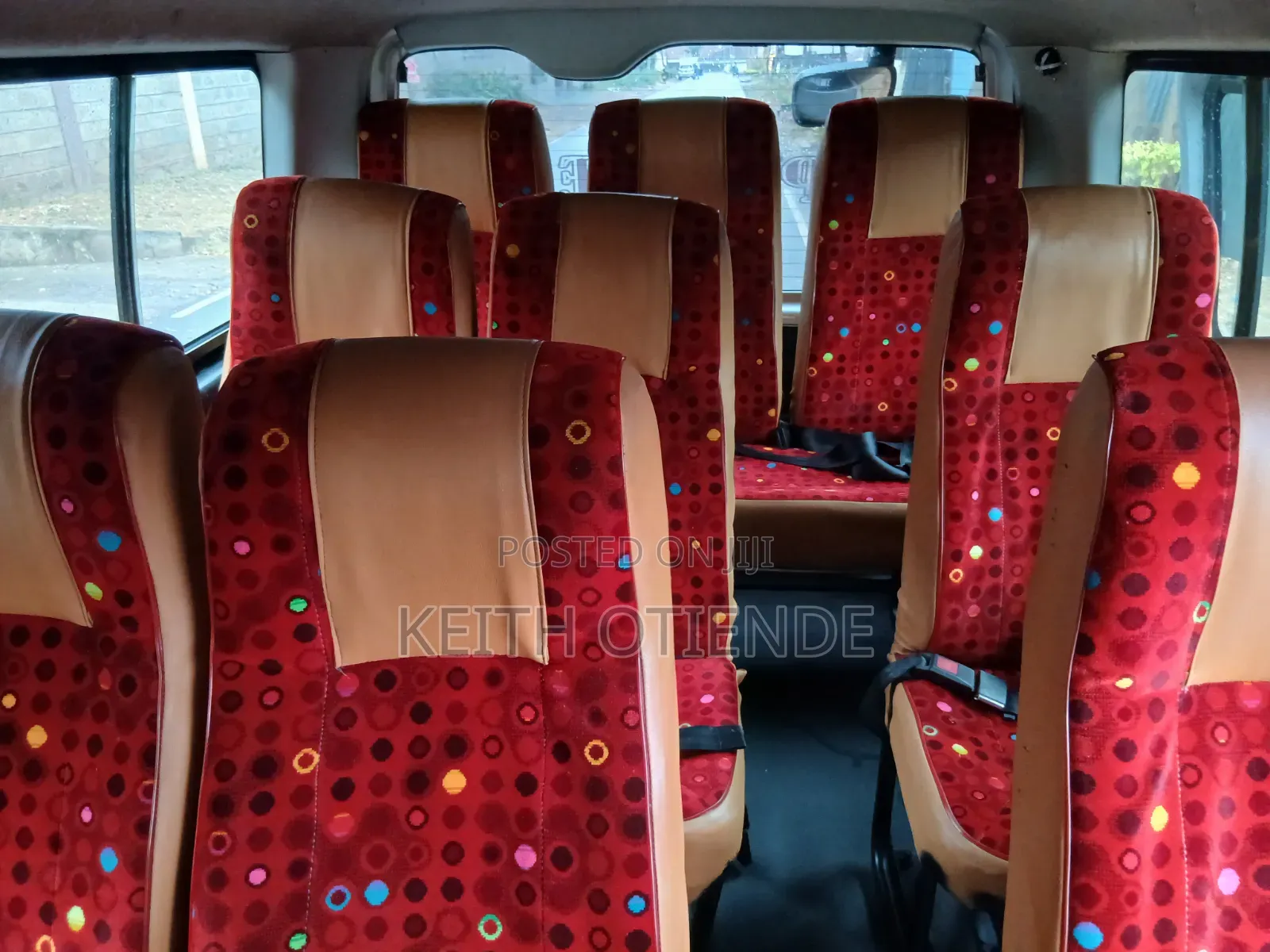 Toyota HiAce 2012 Silver