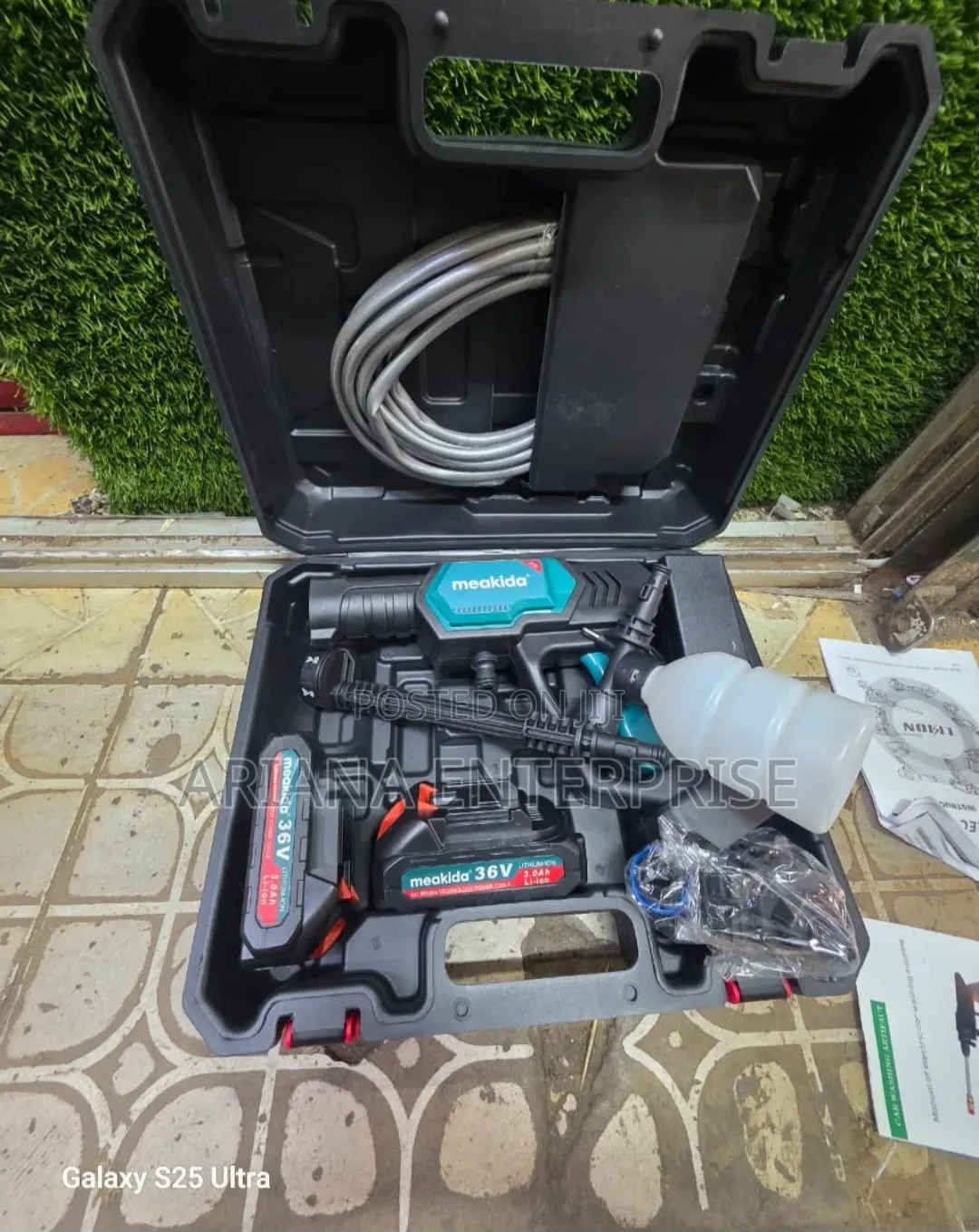 Battery-Powered Meakida Pressure Washer