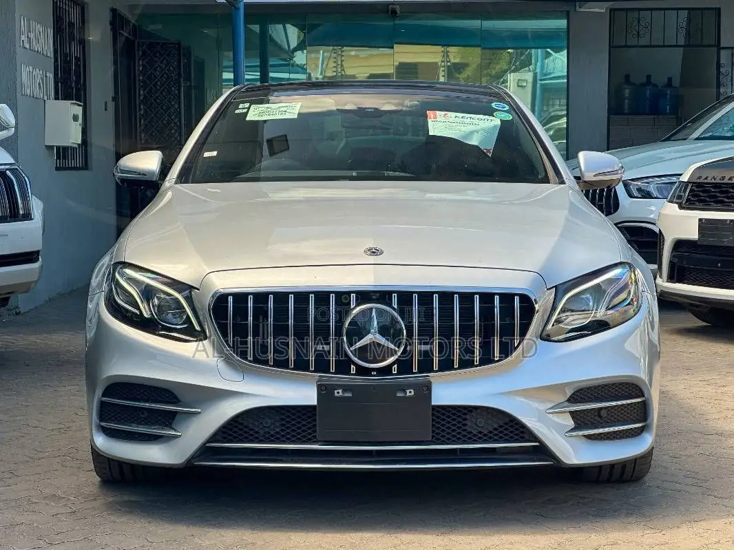 Mercedes-Benz E300 2019 Silver