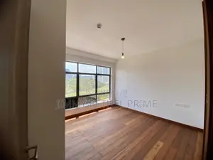 4bdrm Townhouse / Terrace in Rosslyn for rent