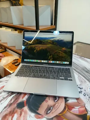 Laptop Apple MacBook Pro 2020 32GB Intel Core i7 SSD 512GB