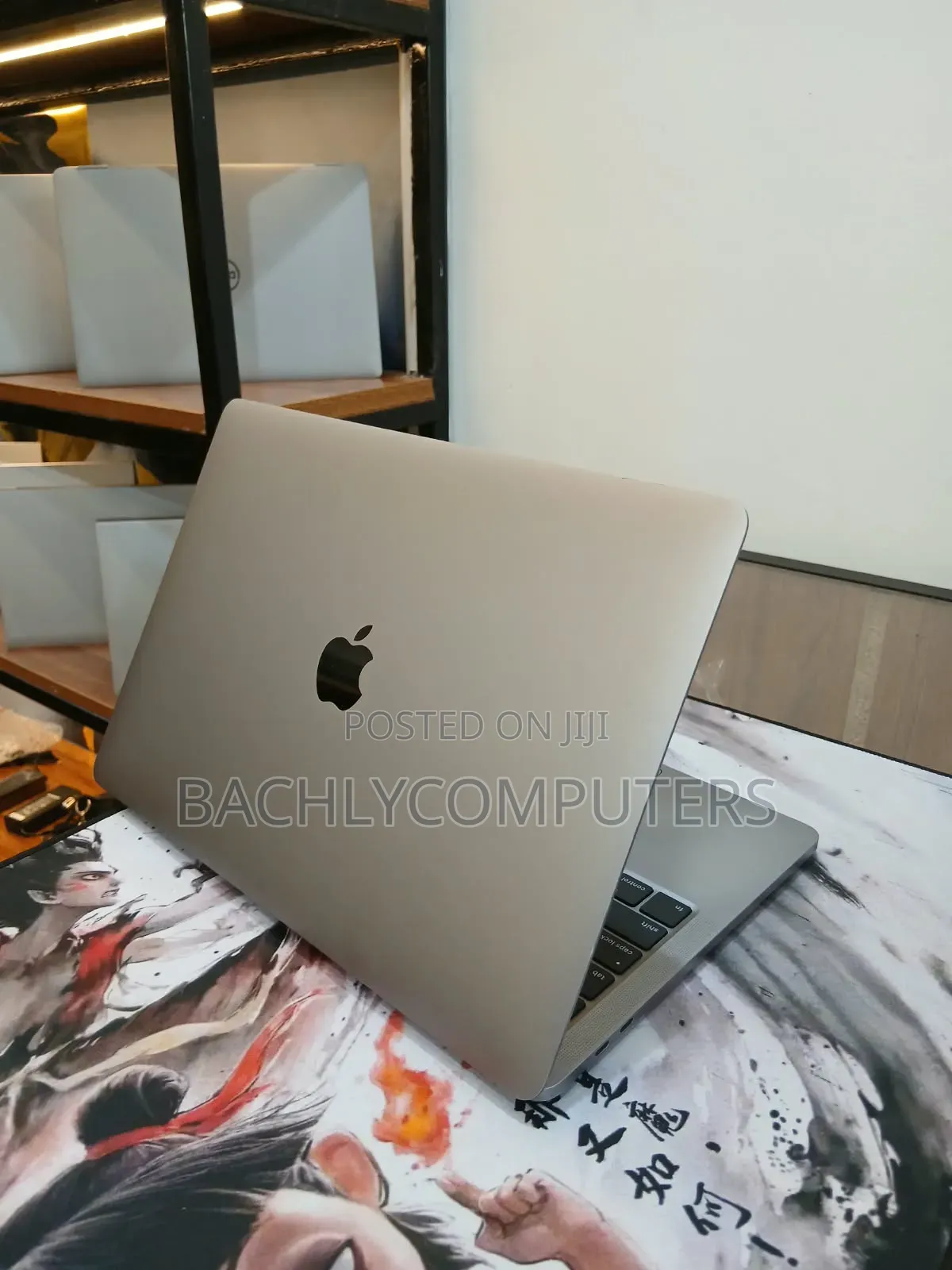 Laptop Apple MacBook Pro 2020 32GB Intel Core i7 SSD 512GB