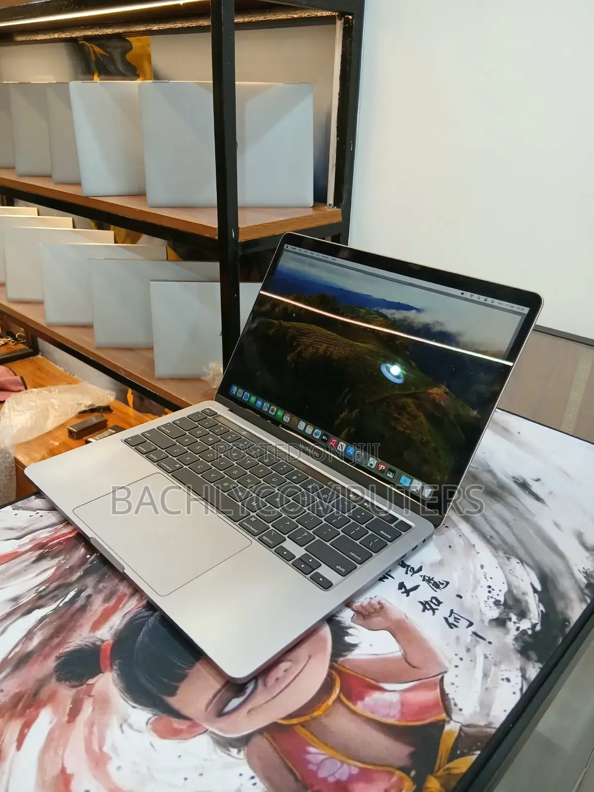 Laptop Apple MacBook Pro 2020 32GB Intel Core i7 SSD 512GB