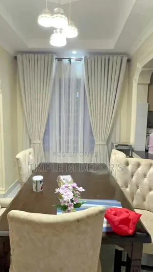 Home Curtains/Bright Curtains