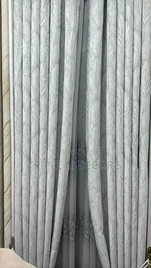 Home Curtains/Bright Curtains