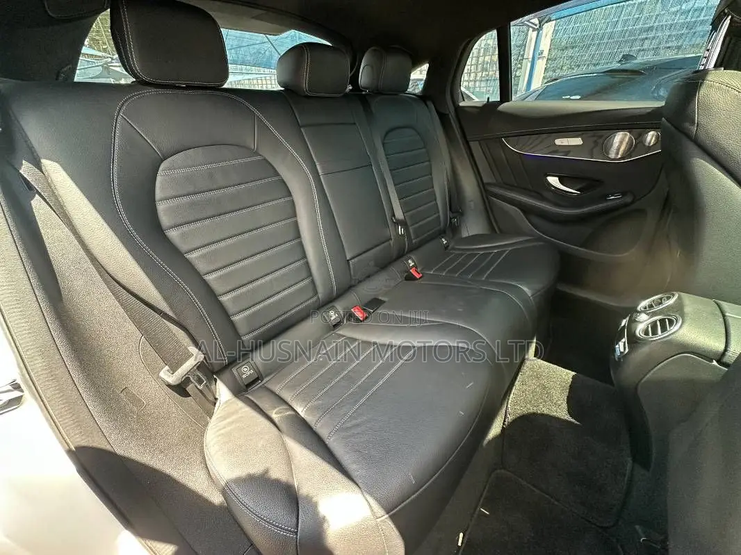 Mercedes-Benz 220 2019 Pearl