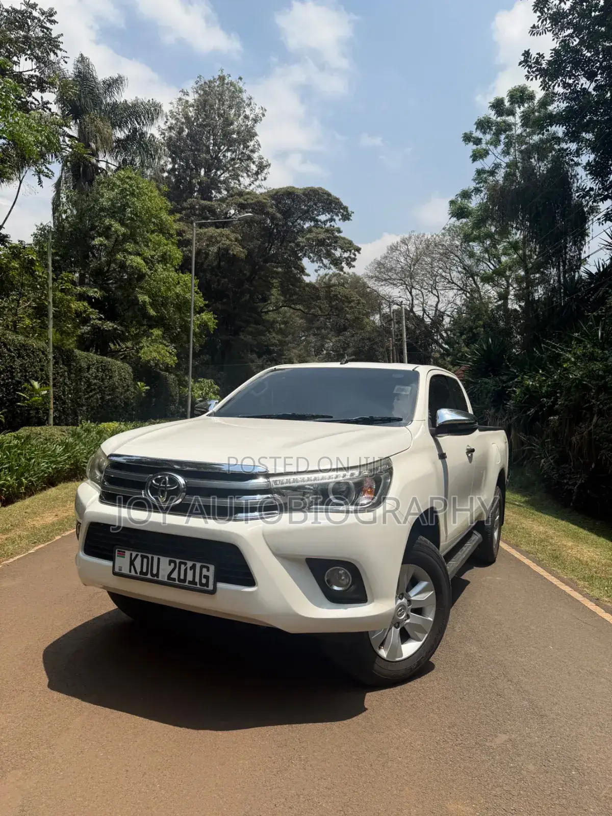 Toyota Hilux 2017 White