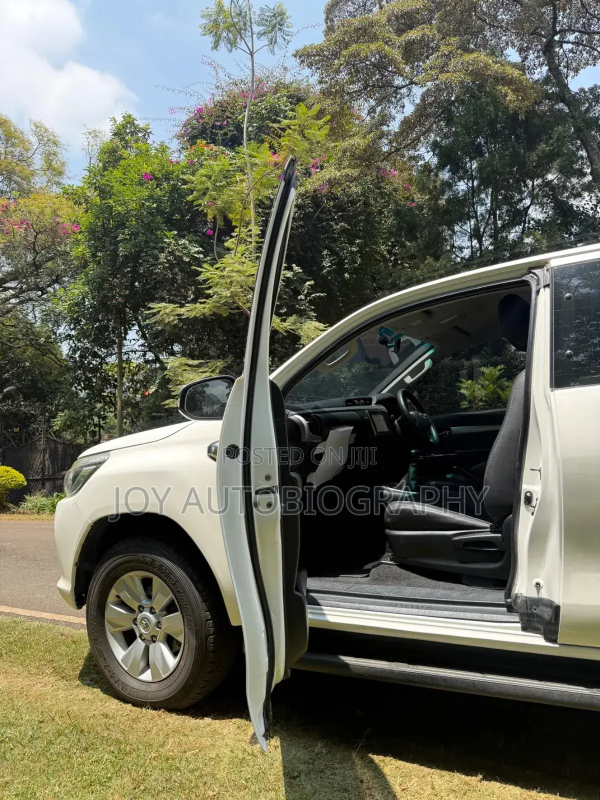 Toyota Hilux 2017 White