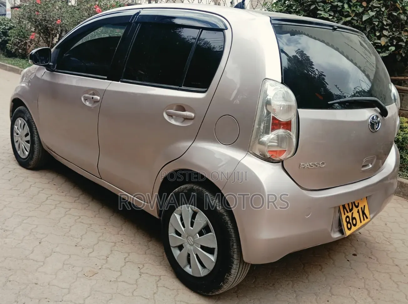 Toyota Passo 2014 Pink
