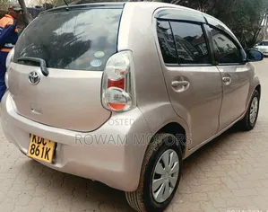 Toyota Passo 2014 Pink