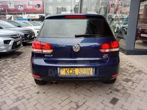 Volkswagen Golf 2011 Blue
