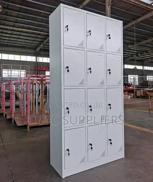 12-Doors Gym Storage Locker
