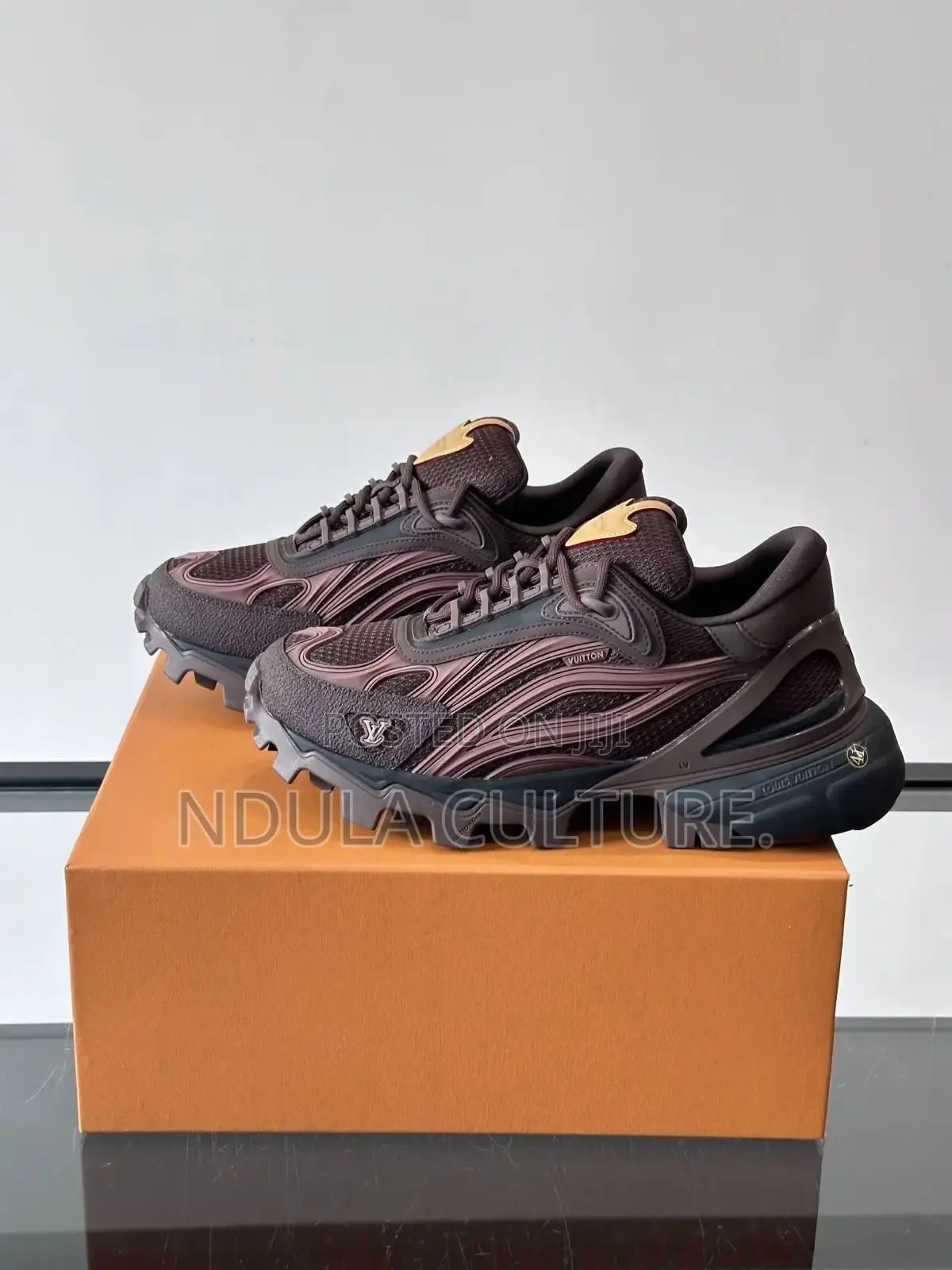 Louis Vuitton Summit Sneakers