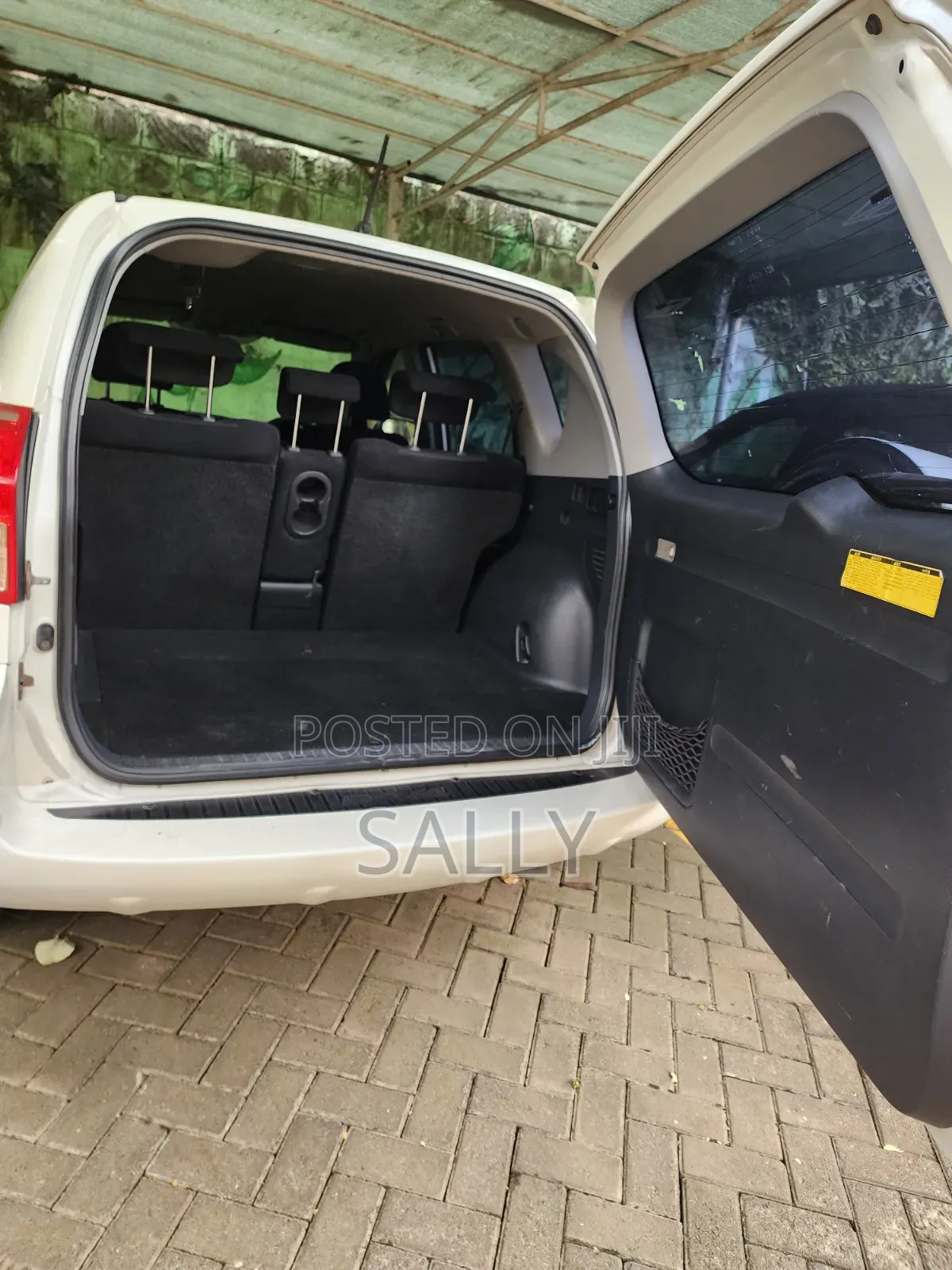 Toyota RAV4 2008 White