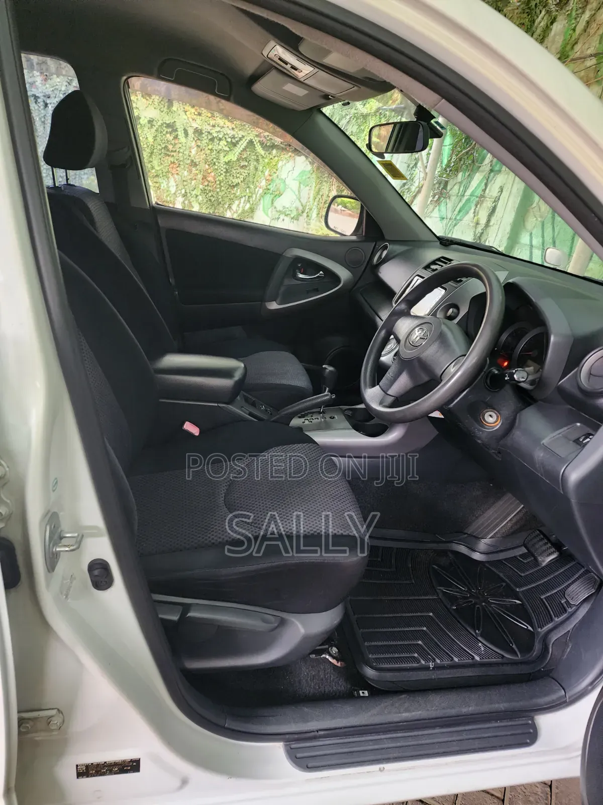 Toyota RAV4 2008 White