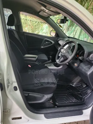 Toyota RAV4 2008 White