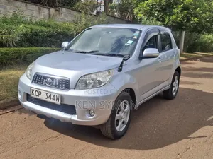 Toyota Rush 1.5 AWD 2011 Silver