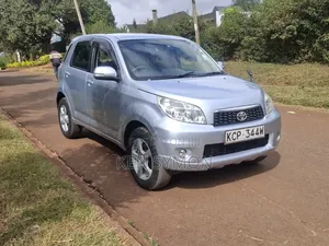 Toyota Rush 1.5 AWD 2011 Silver