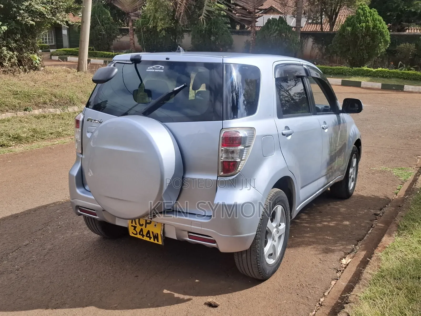 Toyota Rush 1.5 AWD 2011 Silver