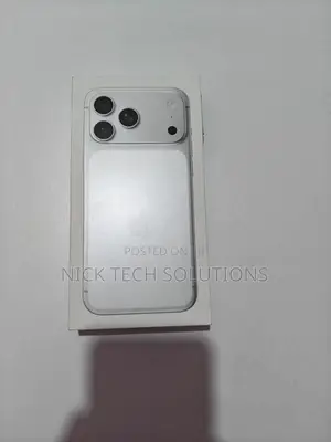 New Apple iPhone 17 Pro Max 256 GB Silver
