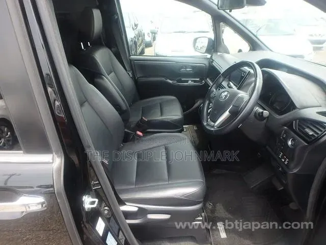 Toyota Esquire 2019 Black