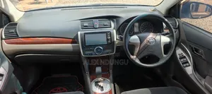 Toyota Premio 2014 Silver