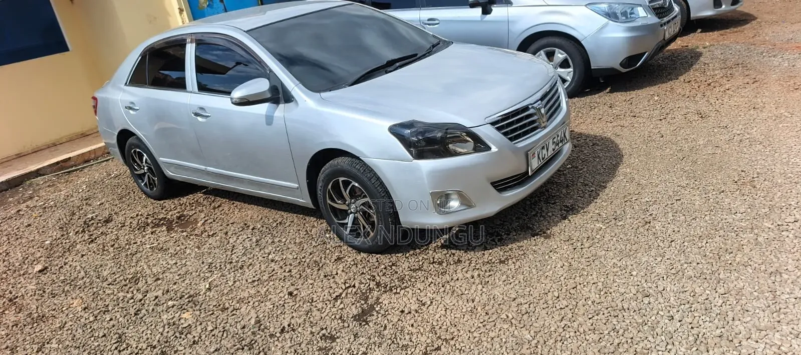 Toyota Premio 2014 Silver