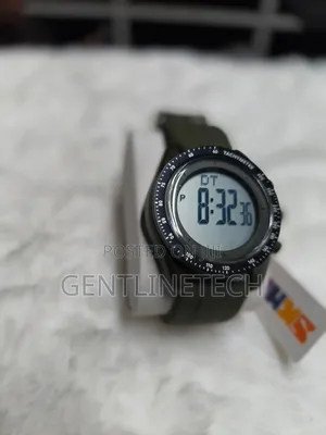 Sleek Unisex Watch