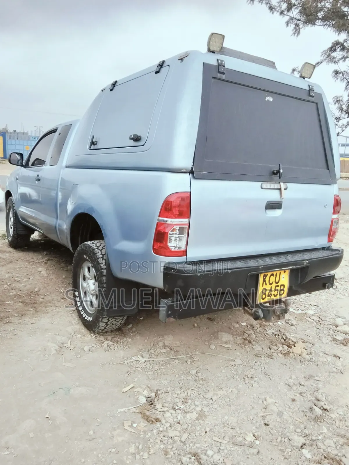 Toyota Hilux 2014 Blue