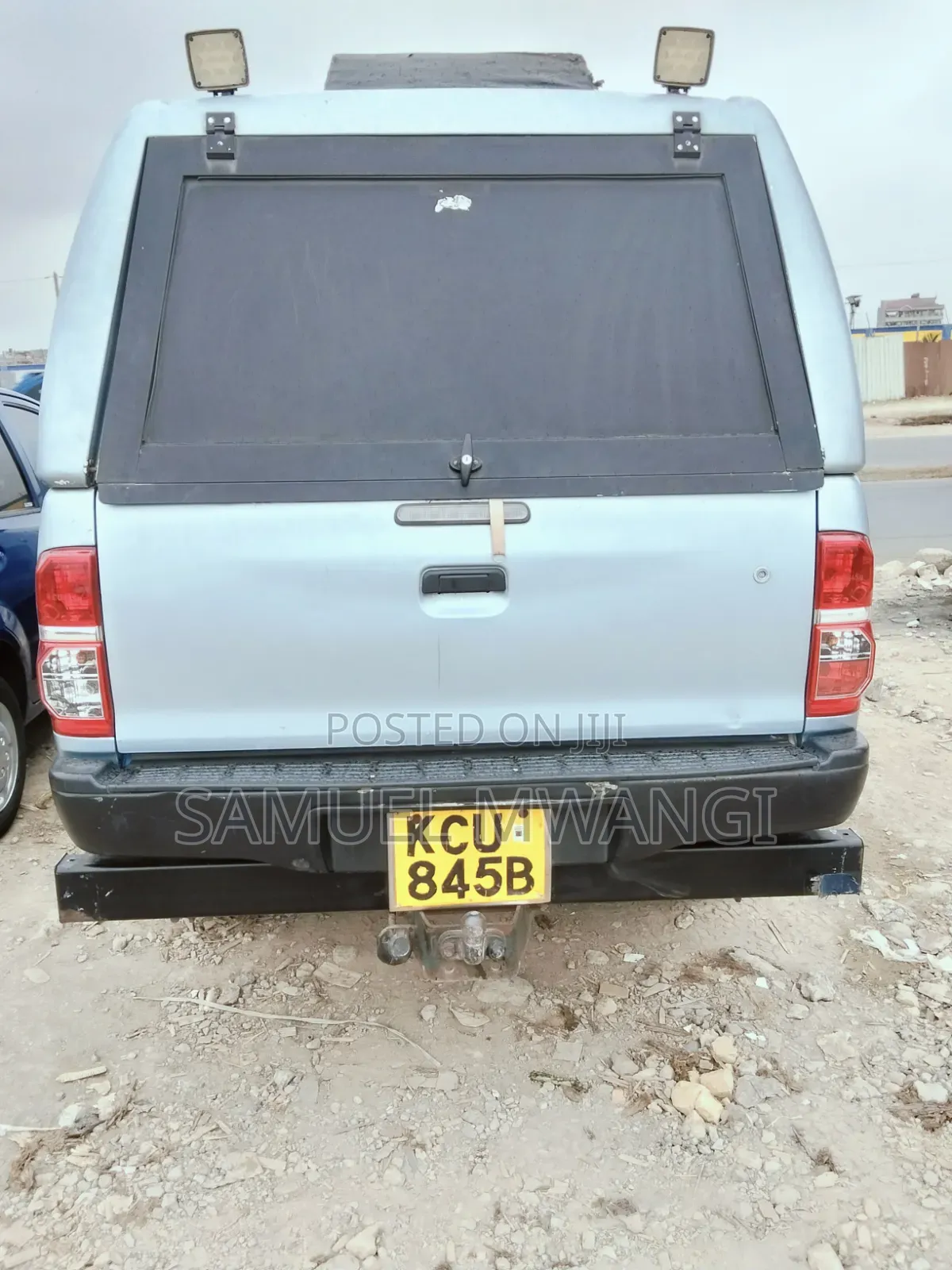 Toyota Hilux 2014 Blue