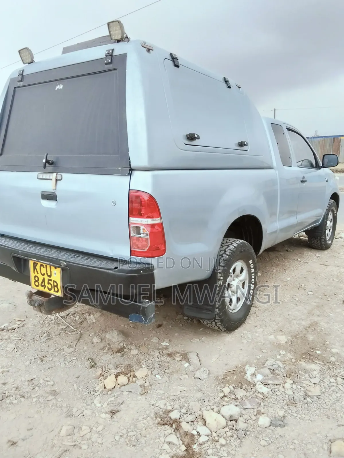 Toyota Hilux 2014 Blue