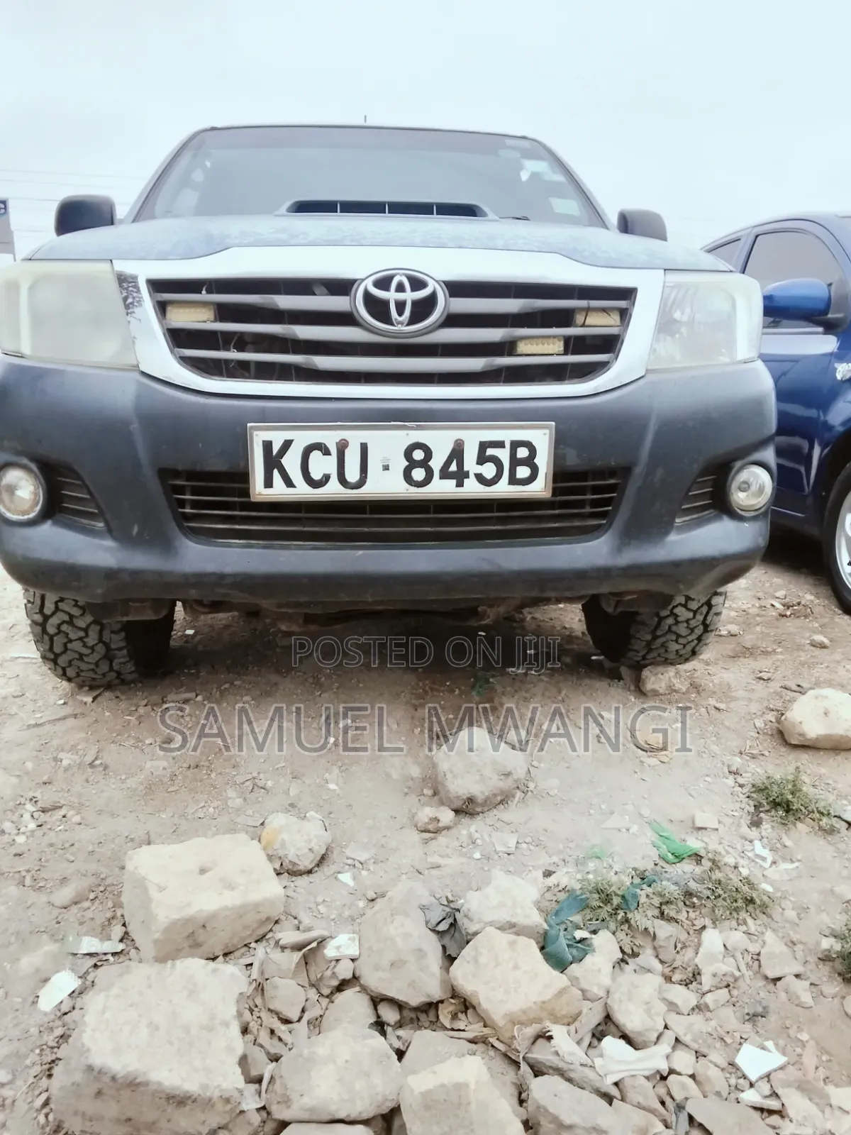Toyota Hilux 2014 Blue