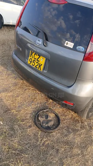 Nissan Note 2012 Gray