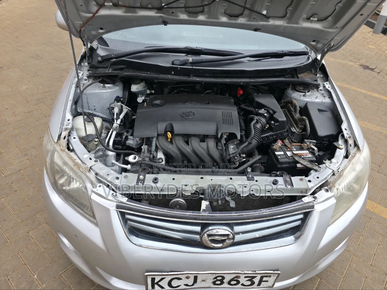 Toyota Corolla Fielder 2010 Silver