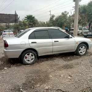 Mitsubishi Lancer 2000 Silver