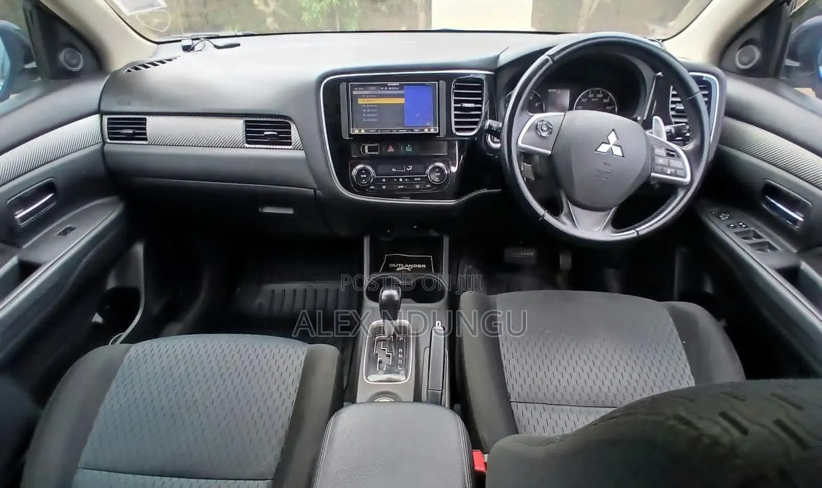 Mitsubishi Outlander 2012 White