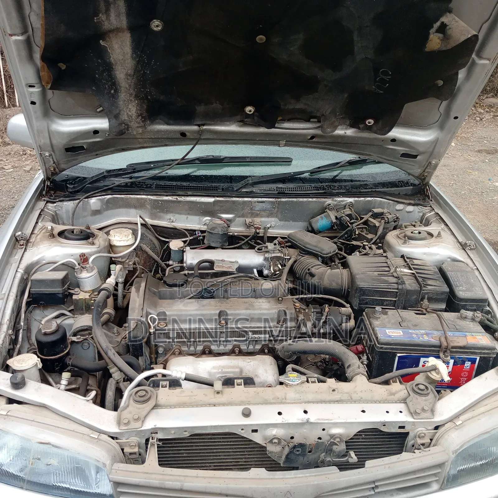 Mitsubishi Lancer 2000 Silver